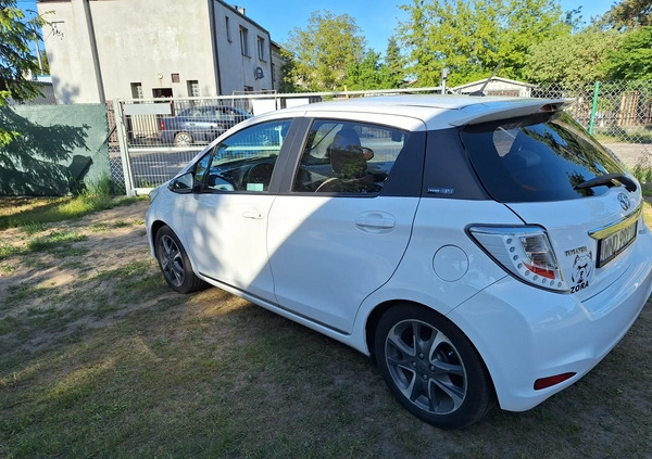 Toyota Yaris cena 37500 przebieg: 150838, rok produkcji 2013 z Krynki małe 79